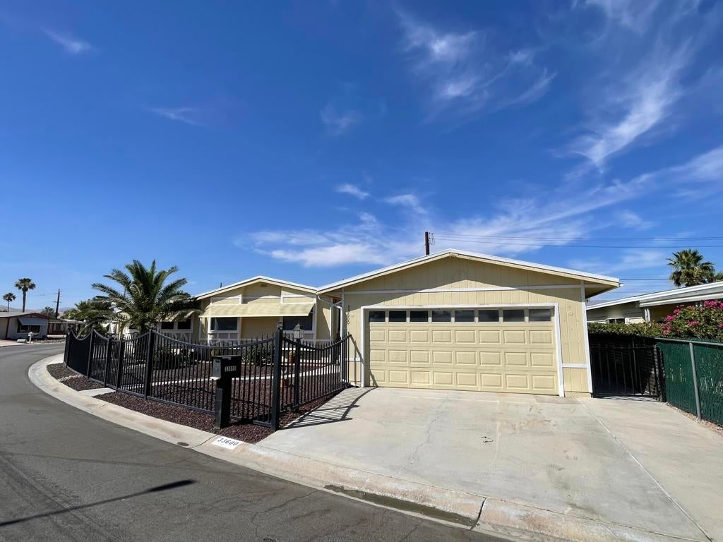 33600 Sundance Trail