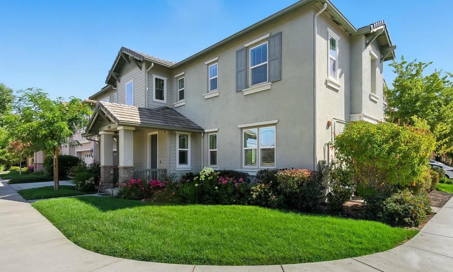Situated on the largest lot in a 60-home community, this corner-lot gem offers a bright, open floor plan with 3 bedrooms, 2.5 baths, and an upstairs loft. Built in 2014, the home features 9' ceilings, recessed lighting, and an open rail staircase. The first floor is finished in laminate wood flooring, while the upstairs includes a laundry room and cozy carpeted bedrooms. The spacious kitchen includes GE appliances, granite countertops, a quartz backsplash, and a microwave/oven combo. The primary suite boasts a large walk--n closet and spa-style bath with oversized tub and separate shower. Plantation shutters add elegance throughout. Eco-friendly upgrades include a dual solar syste--16 panels owned and 15 panels leases -- with 2 Sunrun solar battery backups, Tesla EV charger, and an EcoWater softener with reverse osmosis. Enjoy the low-maintenance backyard with artificial turf. This is a truly special home offering a rare combination of comfort, space, and sustainability. A must-see opportunity for those seeking turnkey living and long-term energy efficiency in a welcoming Gilroy neighborhood!