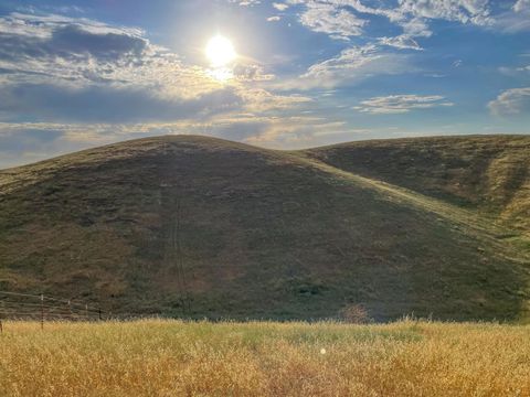 Tiny photo for 0 Hwy 41, Templeton, CA 93465 (MLS # 219102440DA)