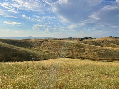 Tiny photo for 0 Hwy 41, Templeton, CA 93465 (MLS # 219102440DA)