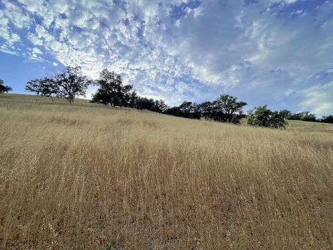 Tiny photo for 0 Hwy 41, Templeton, CA 93465 (MLS # 219102440DA)