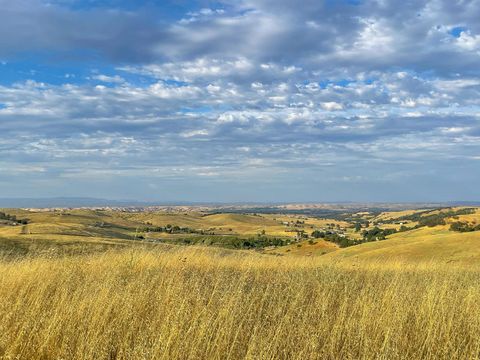 Tiny photo for 0 Hwy 41, Templeton, CA 93465 (MLS # 219102440DA)