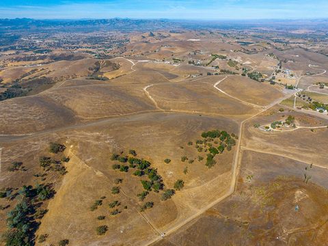 Tiny photo for 0 Hwy 41, Templeton, CA 93465 (MLS # 219102440DA)