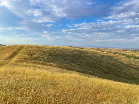 Tiny photo for 0 Hwy 41, Templeton, CA 93465 (MLS # 219102440DA)