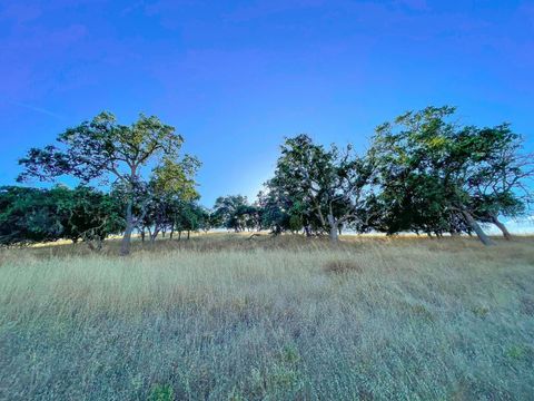 Tiny photo for 0 Hwy 41, Templeton, CA 93465 (MLS # 219102440DA)