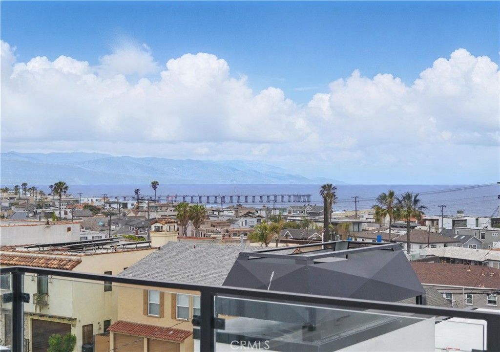 Photo of 2141 Circle Drive, Hermosa Beach, CA 90254 (MLS # SB26015182)