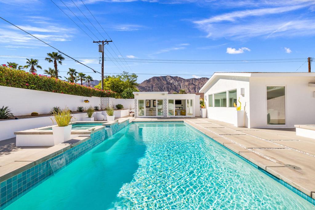 La Quinta Cove - Residential