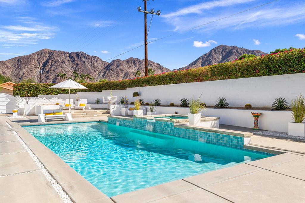 La Quinta Cove - Residential