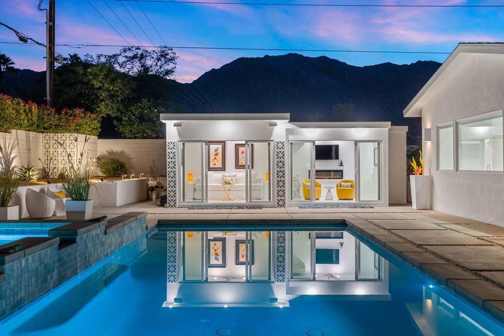La Quinta Cove - Residential