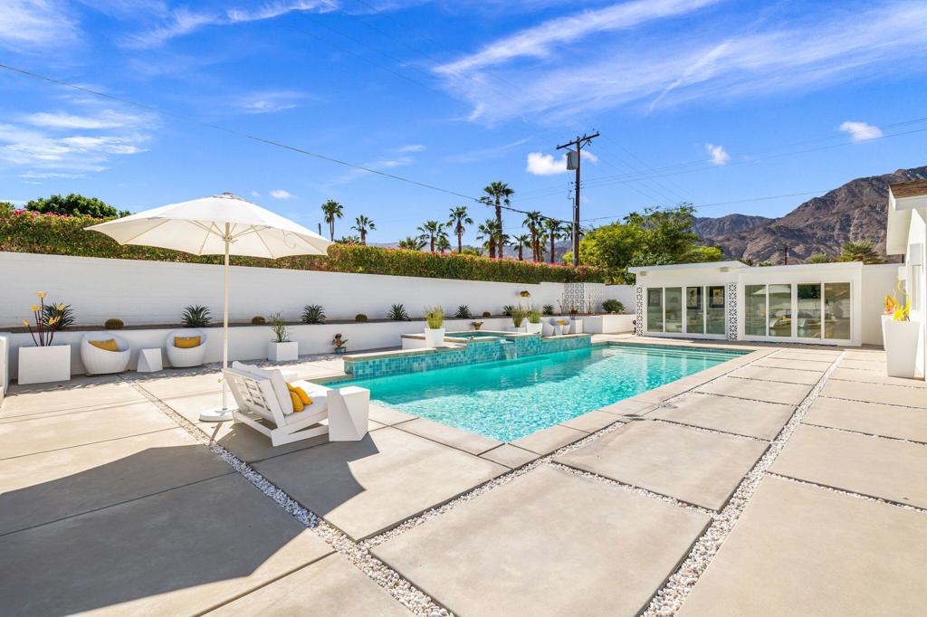 La Quinta Cove - Residential