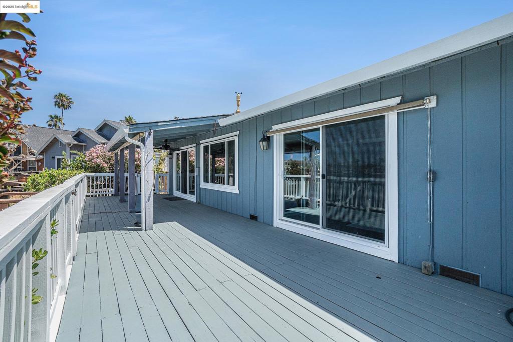 WILLOW LAKE NO DELTA ACCESS - Residential