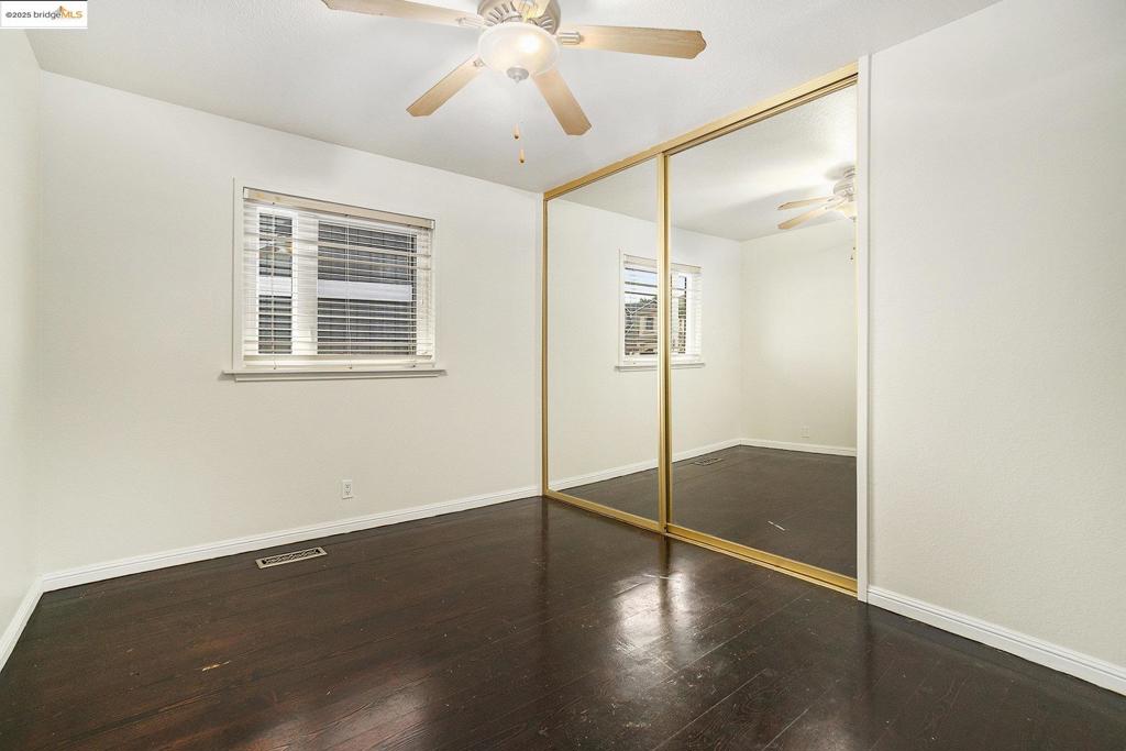 WILLOW LAKE NO DELTA ACCESS - Residential