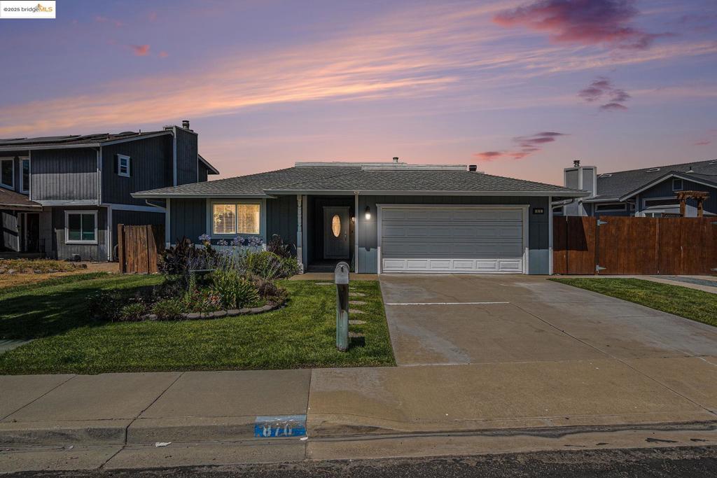 WILLOW LAKE NO DELTA ACCESS - Residential