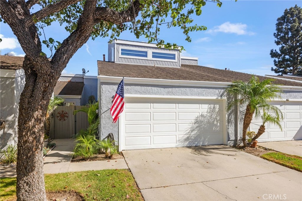 466 Broderick Way