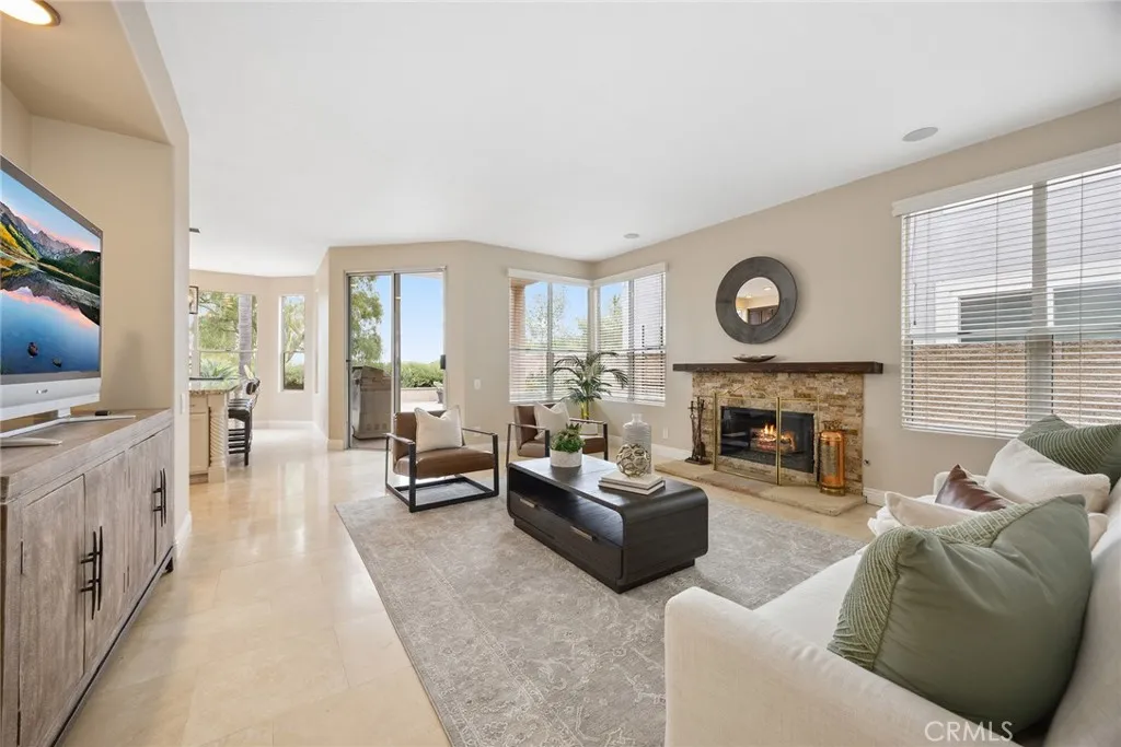 Anaheim Hills, California 92808, United States, 4 Bedrooms Bedrooms, ,4 BathroomsBathrooms,Residential,Active,125627