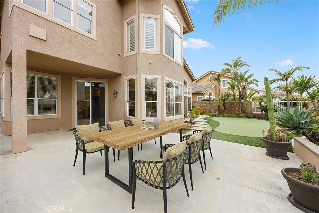 Anaheim Hills, California 92808, United States, 4 Bedrooms Bedrooms, ,4 BathroomsBathrooms,Residential,Active,125627