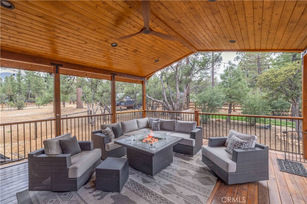 Big Bear City, California, 92314, United States, ,4 BathroomsBathrooms,Residential,Active,1839760