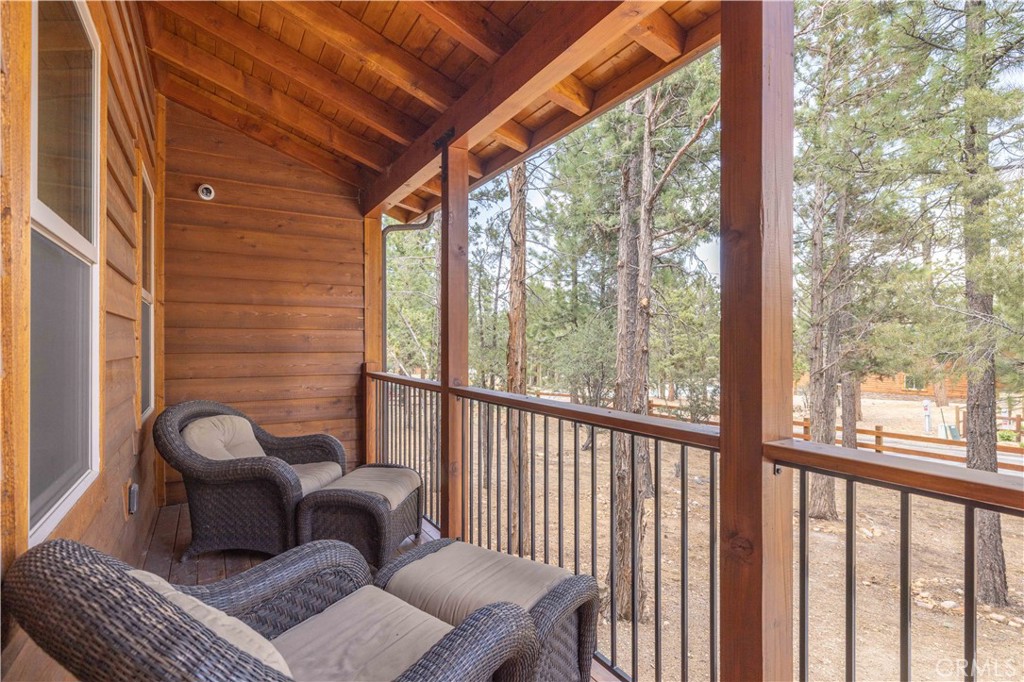 Big Bear City, California, 92314, United States, ,4 BathroomsBathrooms,Residential,Active,1839760