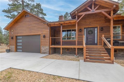 Photo of 1635 Shenandoah Way, Big Bear City, CA 92314 (MLS # IG25123604)
