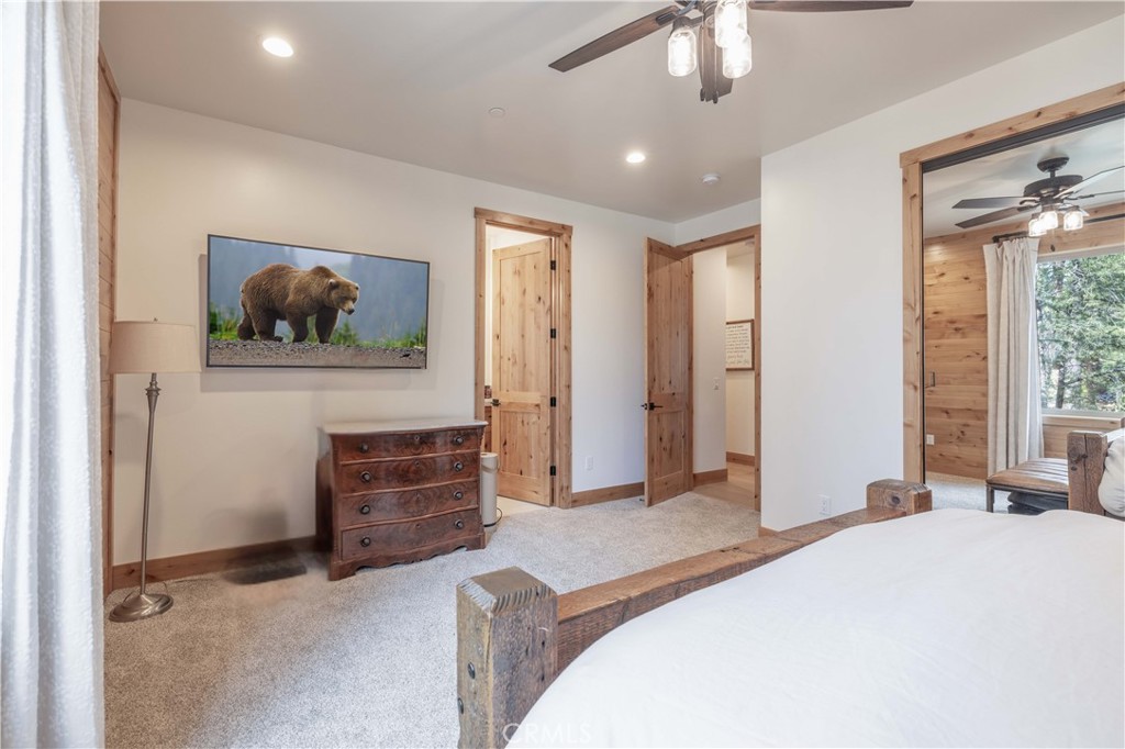 Big Bear City, California, 92314, United States, ,4 BathroomsBathrooms,Residential,Active,1839760