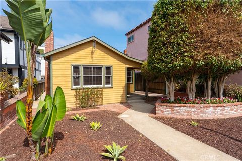 Photo of 425 30th Street, Manhattan Beach, CA 90266 (MLS # SB25201499)