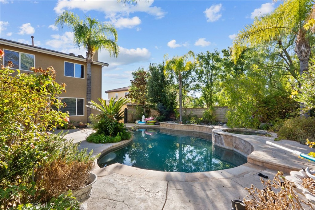 Tapestry (Pacific Crest) (TAPSC) - Residential