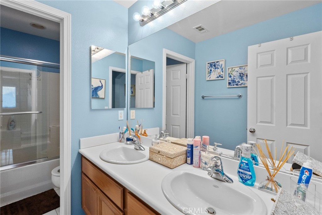 Tapestry (Pacific Crest) (TAPSC) - Residential