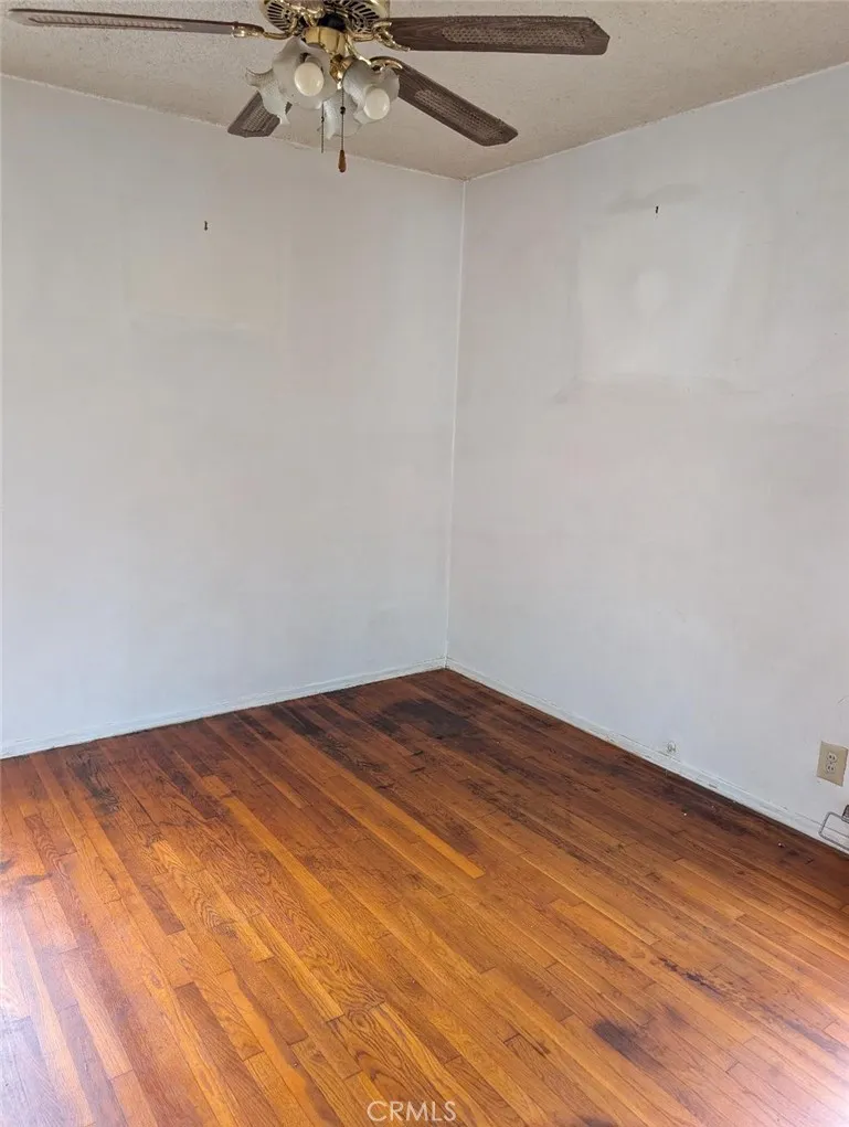 Compton, California 90222, United States, 2 Bedrooms Bedrooms, ,1 BathroomBathrooms,Residential,Contingent,156903