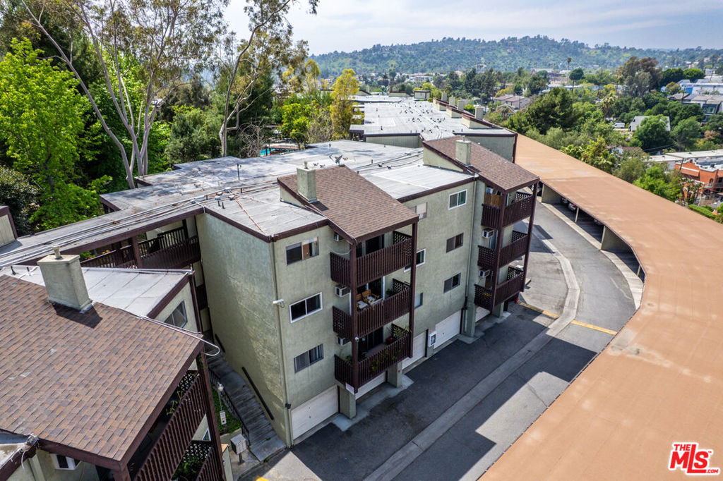 5870 Benner Street 304