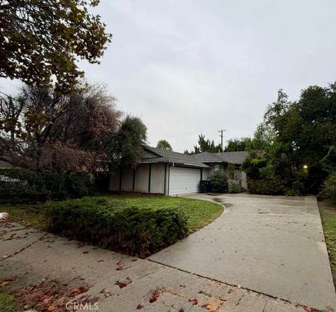 Photo of 6651 Sausalito Avenue, West Hills, CA 91307 (MLS # SR25261371)