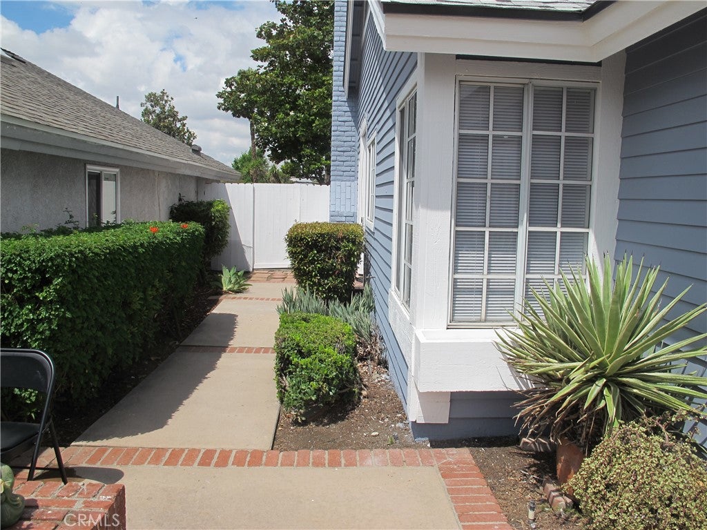 668 N Quince