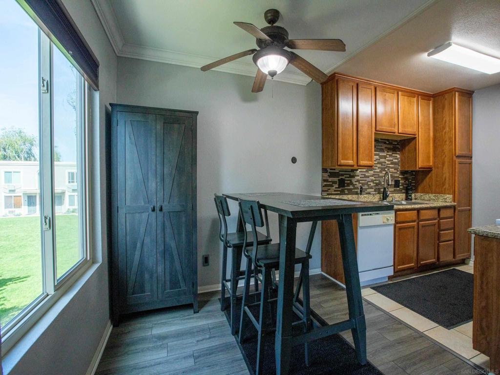 1240 N Broadway Unit 30