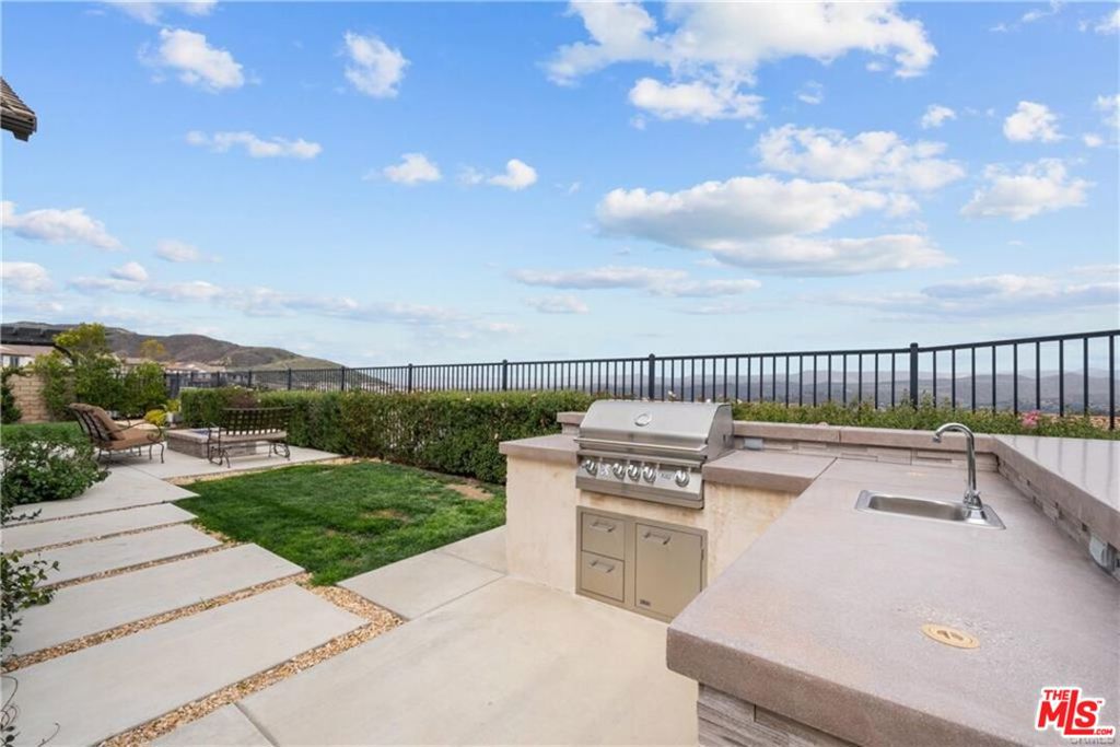 Cresta - Residential