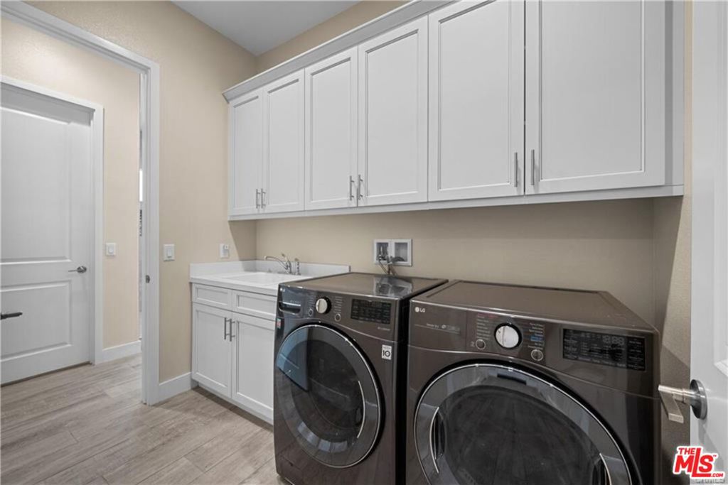 Cresta - Residential