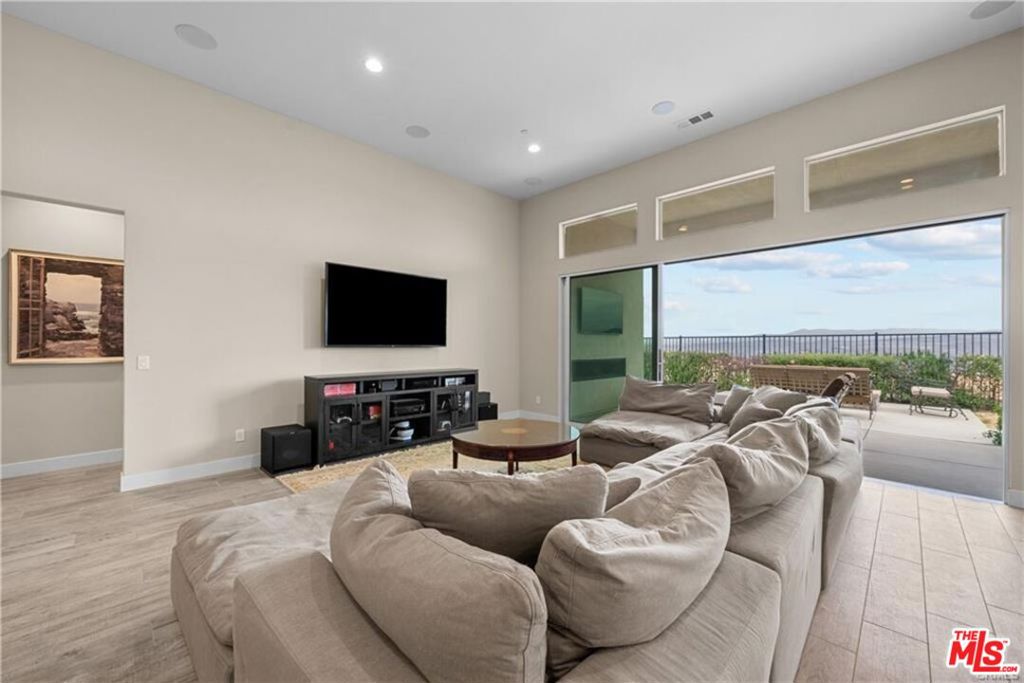 Cresta - Residential