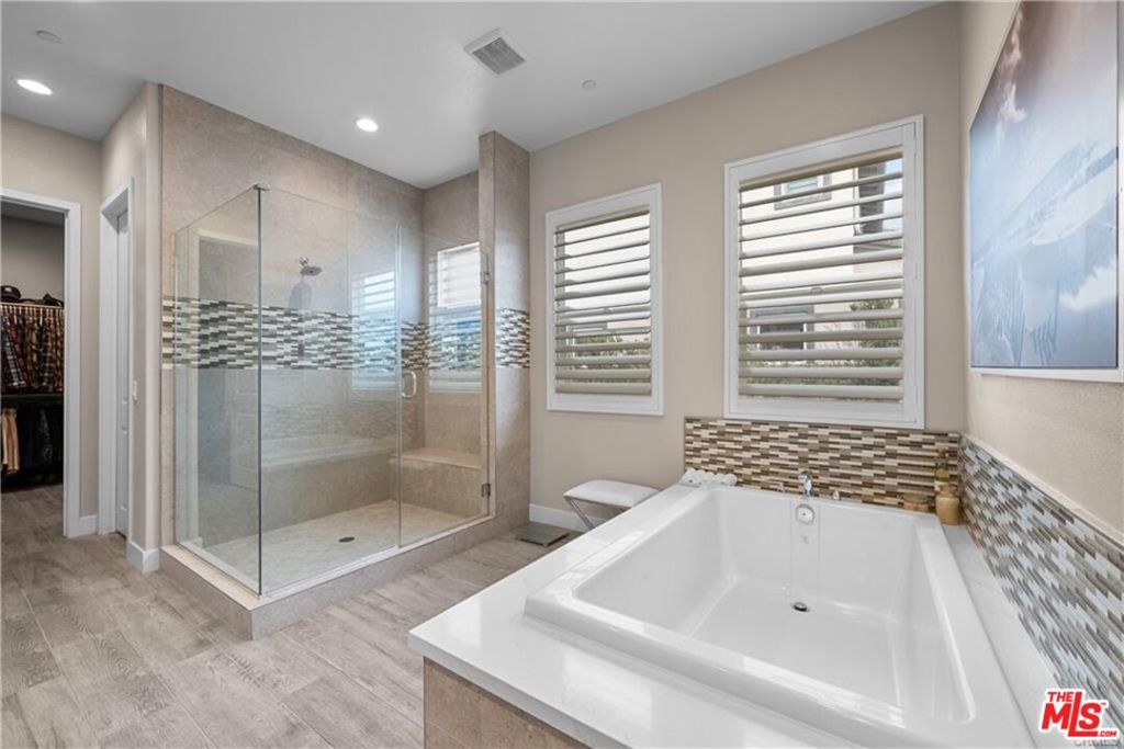 Cresta - Residential