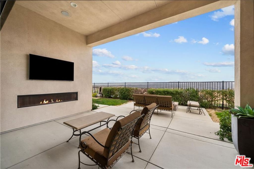 Cresta - Residential
