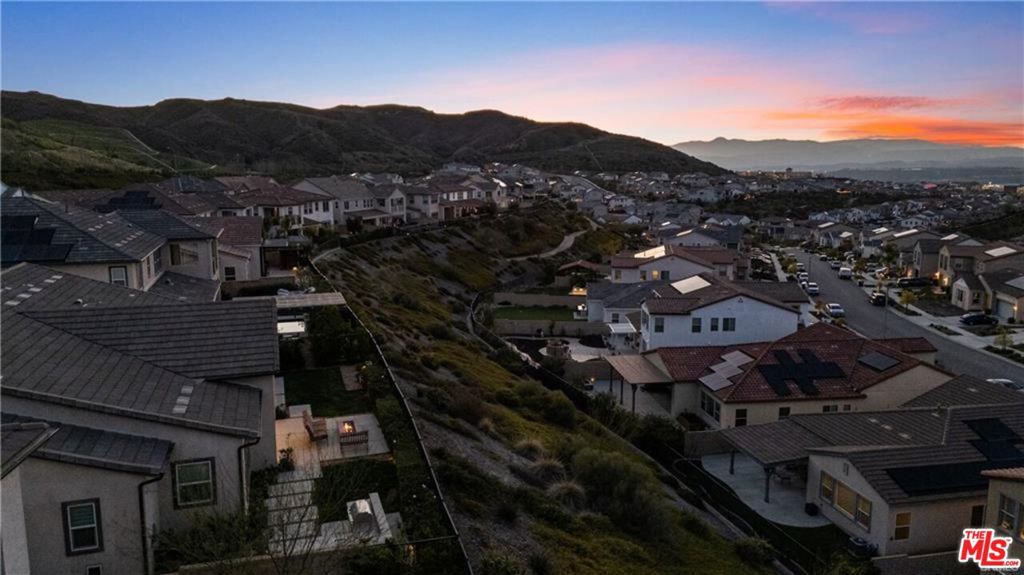 Cresta - Residential