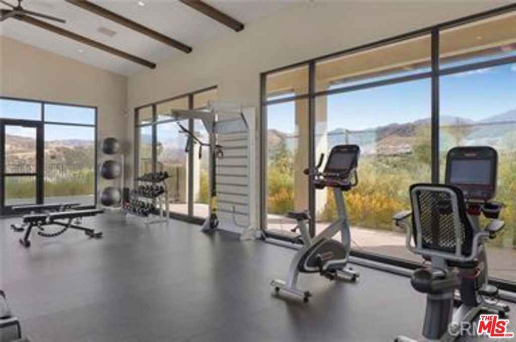 Cresta - Residential
