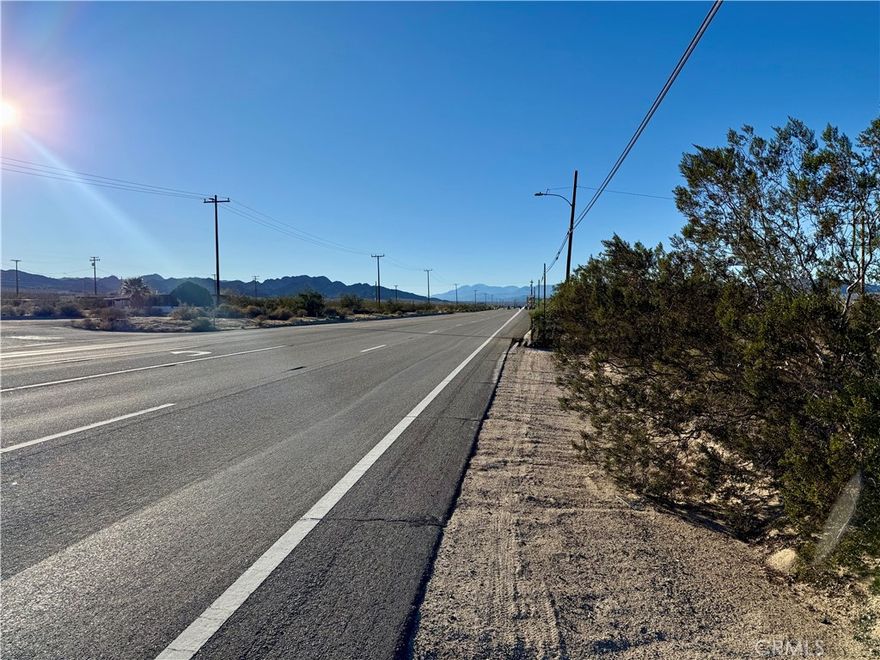 High-Visibility Joshua Tree Development Land — 16.6 Acres
Take advantage of 1,202 feet of Hwy 62 visibility on this large 16.6-acre parcel zoned JT/RM, supporting multifamily and residential development. Minutes from Copper Mountain College, the hospital, and key community amenities, this property sits in a rapidly growing area with strong demand for housing.
Perfect for builders, investors, and long-term visionaries.
Buyer to verify all zoning and land-use options with San Bernardino County.