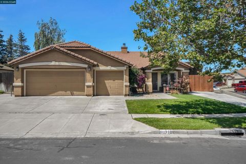 Photo of 716 Joshua St, Oakley, CA 94561 (MLS # 41134255)