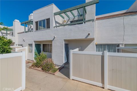 Photo of 20240 E Arrow Hwy #D, Covina, CA 91724 (MLS # TR25252207)