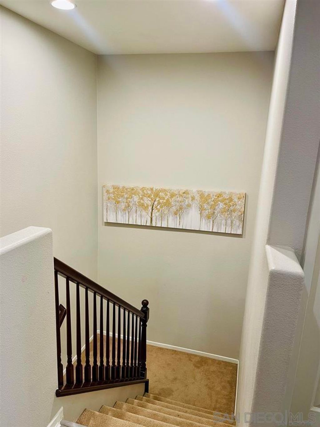 listing image 130728627597631213243