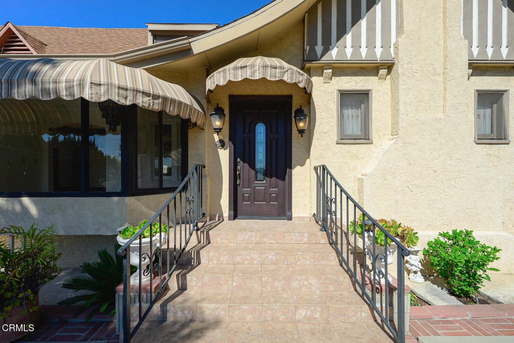 3267 Waverly Drive