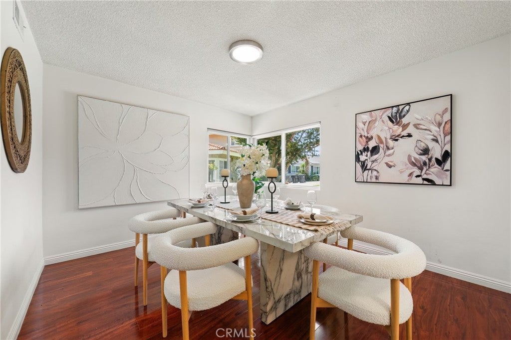 2112 El Sereno
