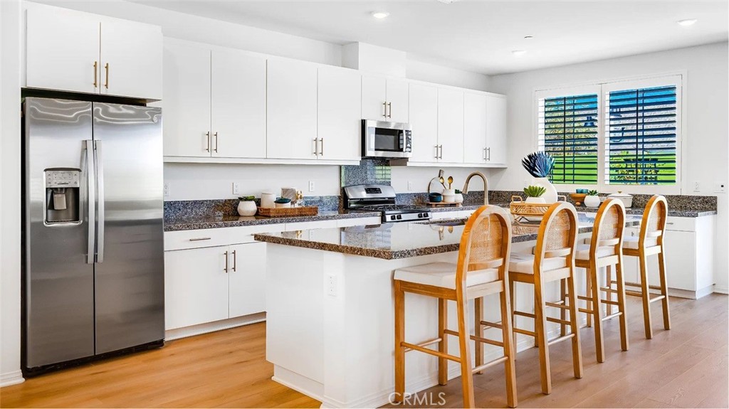 17538 Bassets Street