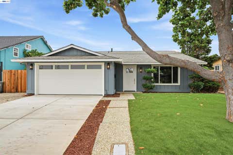 Photo of 3044 San Andreas Dr Dr, Union City, CA 94587 (MLS # 41140821)