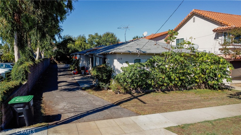 117 Gladys Ave