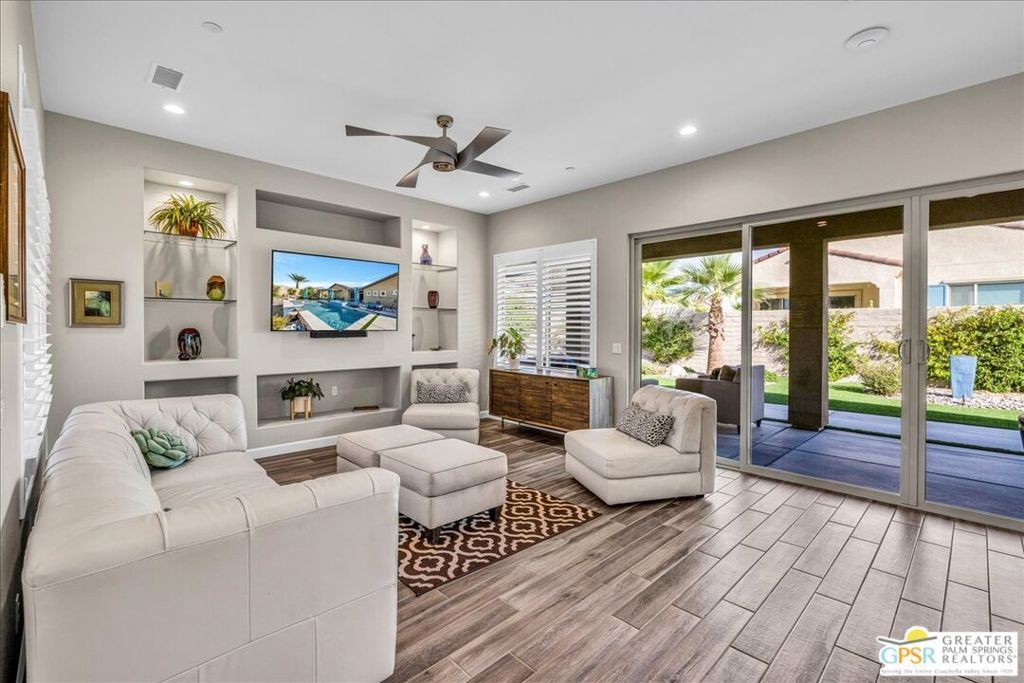 Photo of 20 Chablis, Rancho Mirage, CA 92270 (MLS # 25592647PS)