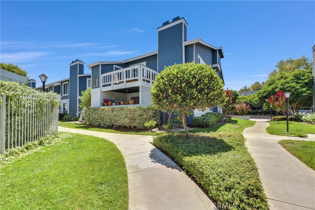 Great location with close proximity to shopping centers, medical and freeways. This first floor 2-bedroom, 2-bathroom condo unit, has upgraded kitchen countertops, tile floor in the kitchen and living room, newer paint, upgraded master bath and additional full bath also available. The gardens are well kept, as is the entire community. Dog friendly! The unit has a patio and plenty of shade and natural light. Come visit!